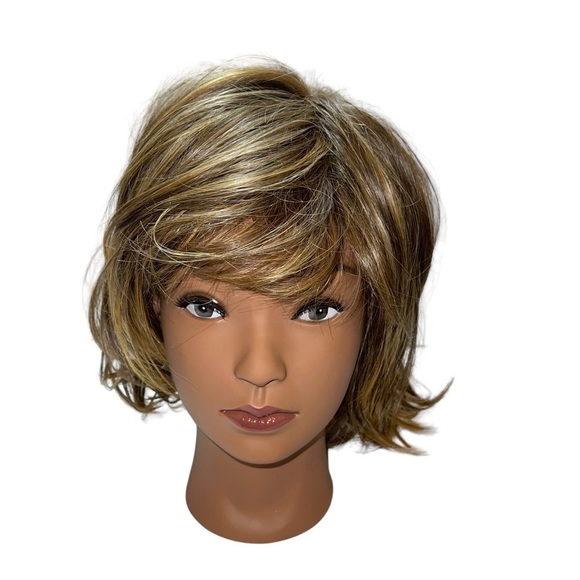 NWT Raquel Welch Signature Collection Wig - Picture 1 of 10